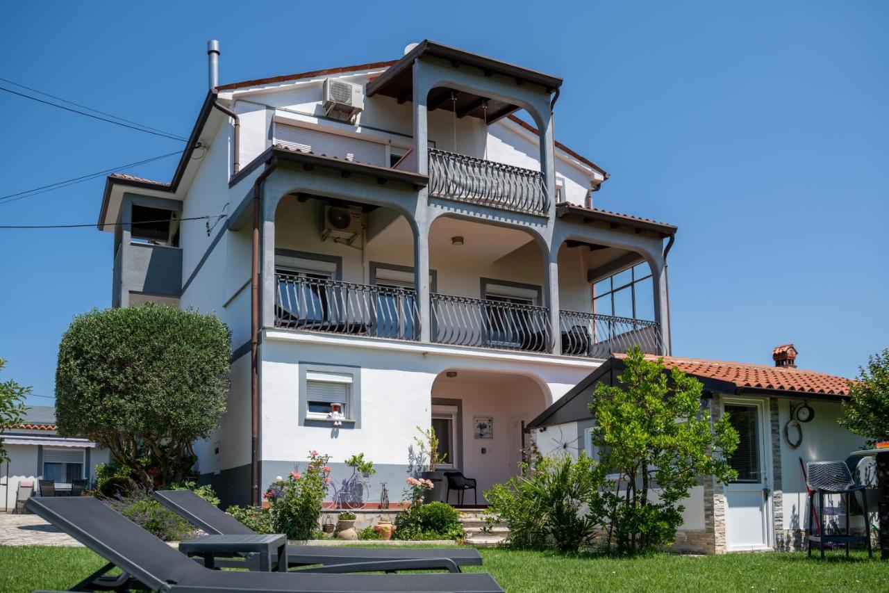 Apartments Villa Bazilika Secovlje Exterior photo